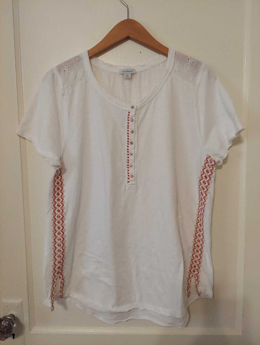 Sundance Henley Top Womens Large Boho White Red Embroidery Slub Cotton eyelet